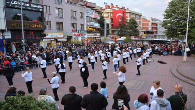 Çaycuma’da fener alayı düzenlendi