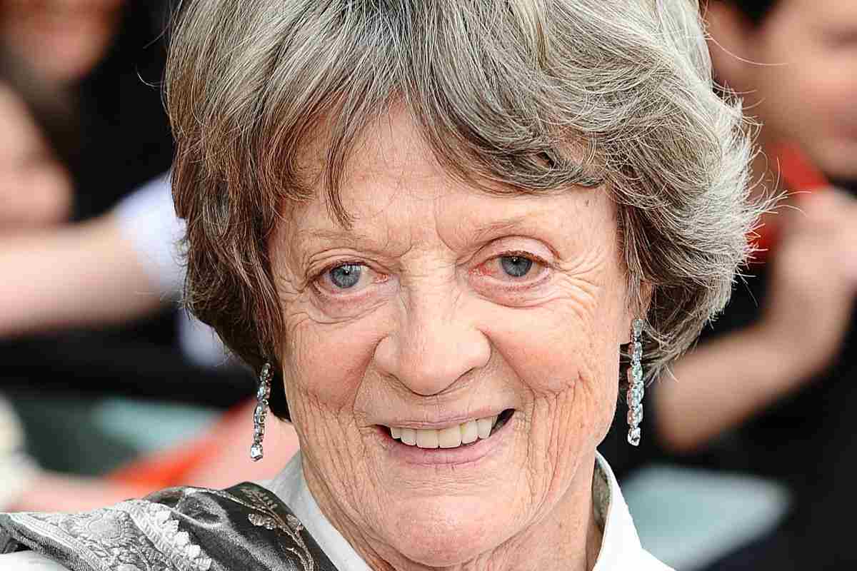 Oyuncu Dame Maggie Smith 89 yaşında öldü