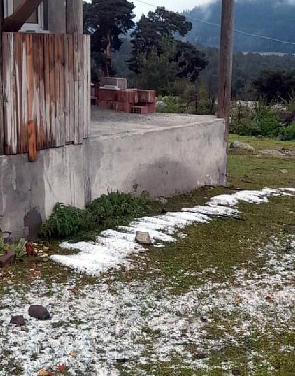 Bolu'nun yükseklerinde kar yağışı