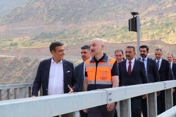 Bakan Karaismailoğlu: Siirt'te yol projemizle 82 milyon lira tasarruf sağlayacağız