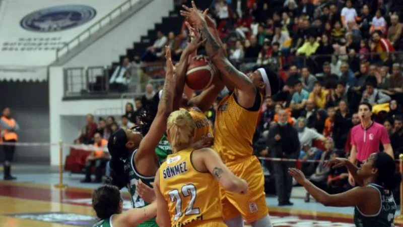 Kayseri Basketbol - Bursa Uludağ Basketbol: 81-82