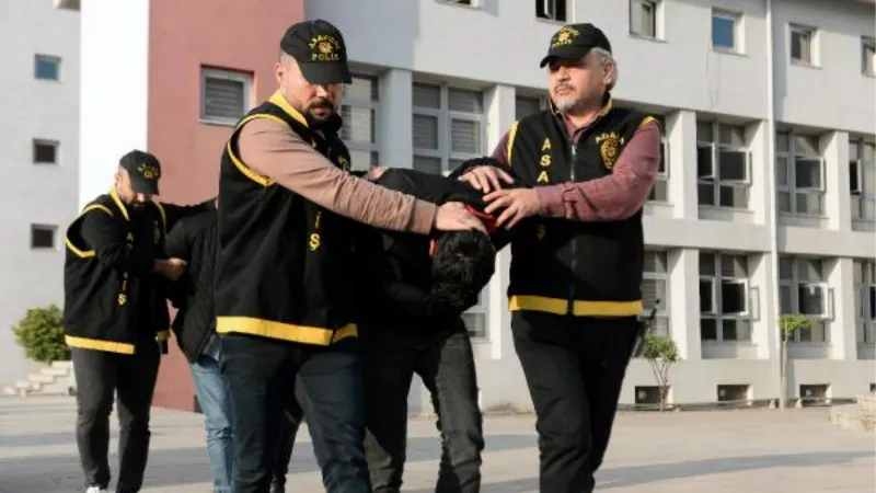 Amcasını öldürttü, polis peşine düşünce intihar etti