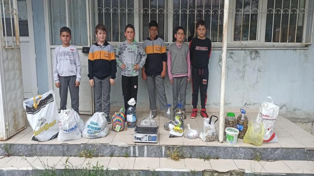 111 kilo atık pil topladılar