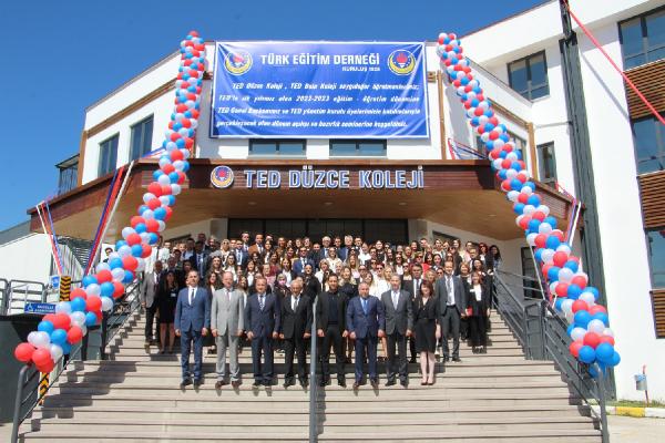 TED Düzce ve Bolu kolejlerinin yeni eğitim yılı törenle açıldı