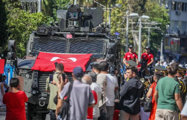 Antalya'da '30 Ağustos' coşkusu