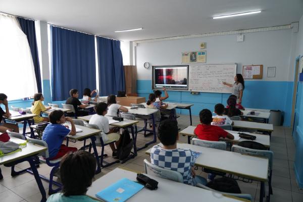 Millî Eğitim Bakanlığı'nın 4 Temmuz'da başlayan yaz okullarına yoğun ilgi