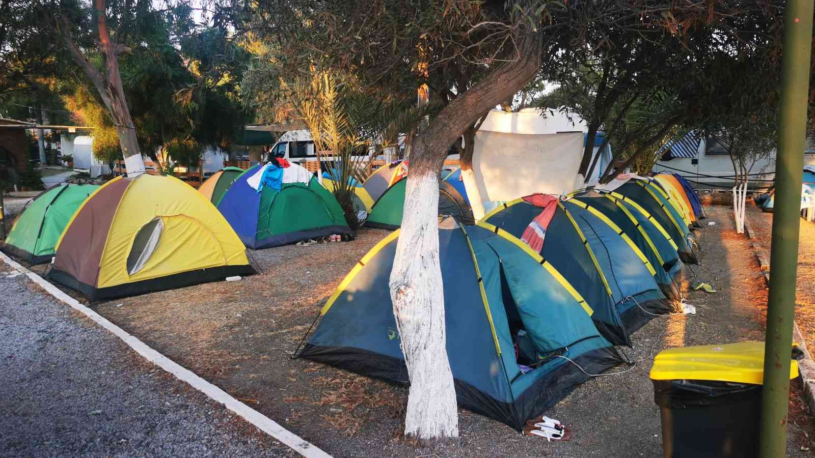 Tatilden vazgeçmeyenler çadırı tercih ediyor