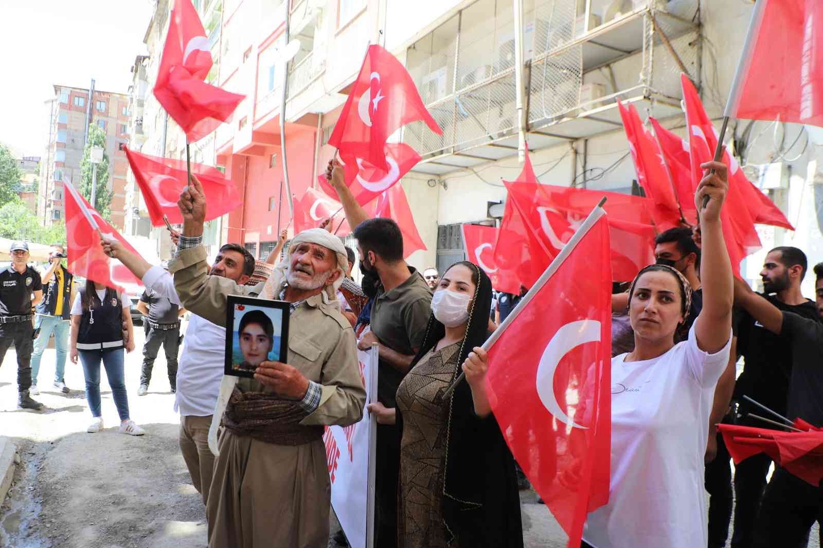 Hakkari’deki annelerin evlat nöbeti 31. haftada