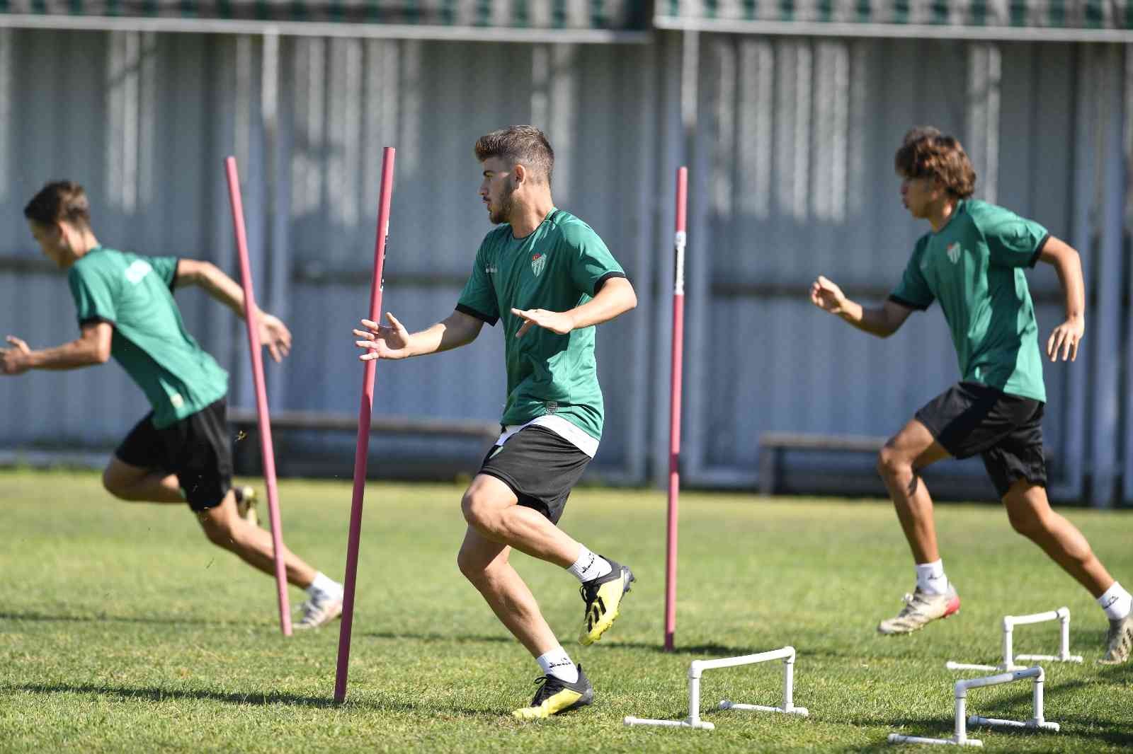 Bursaspor’da çift kale maçlar devam ediyor