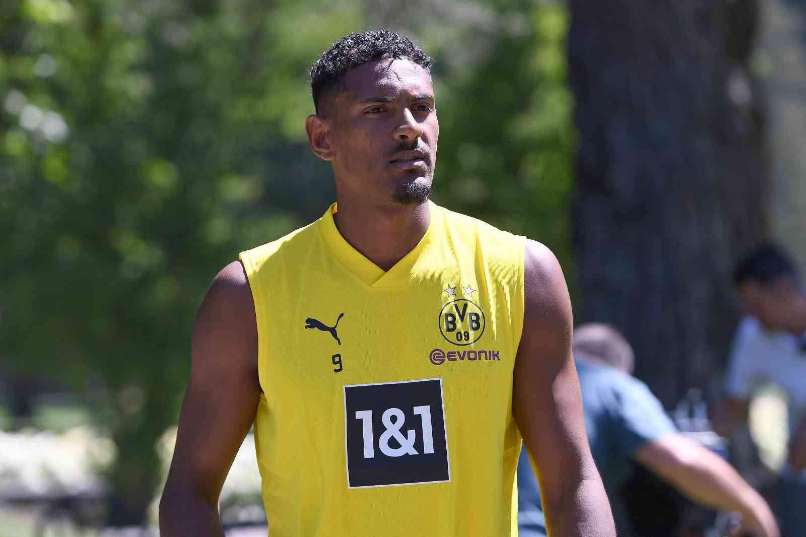 Dortmund’un yeni golcüsü Haller’den kötü haber