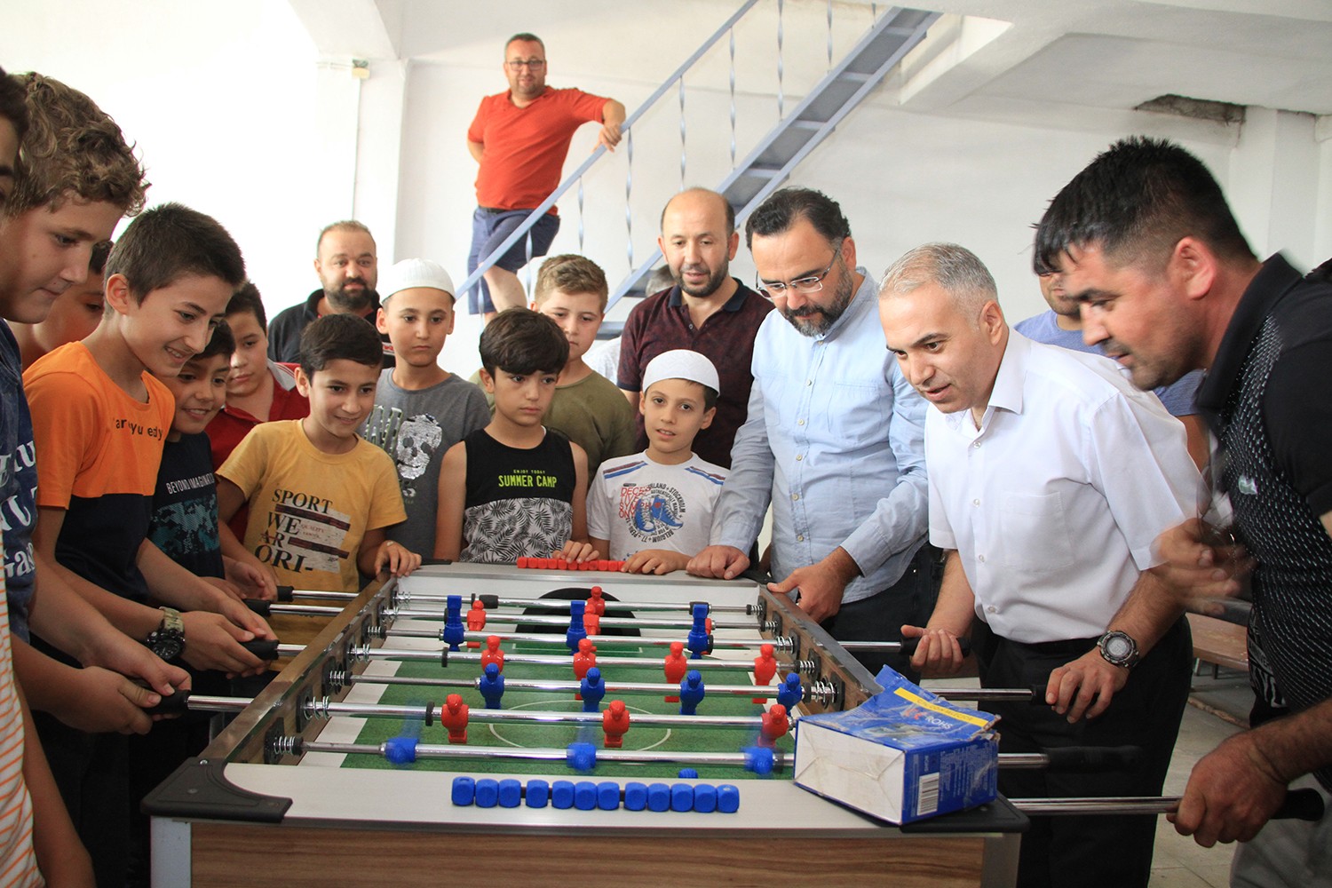 Bakan Kasapoğlu’nun gönderdiği langırt oyun masası ilgi odağı oldu