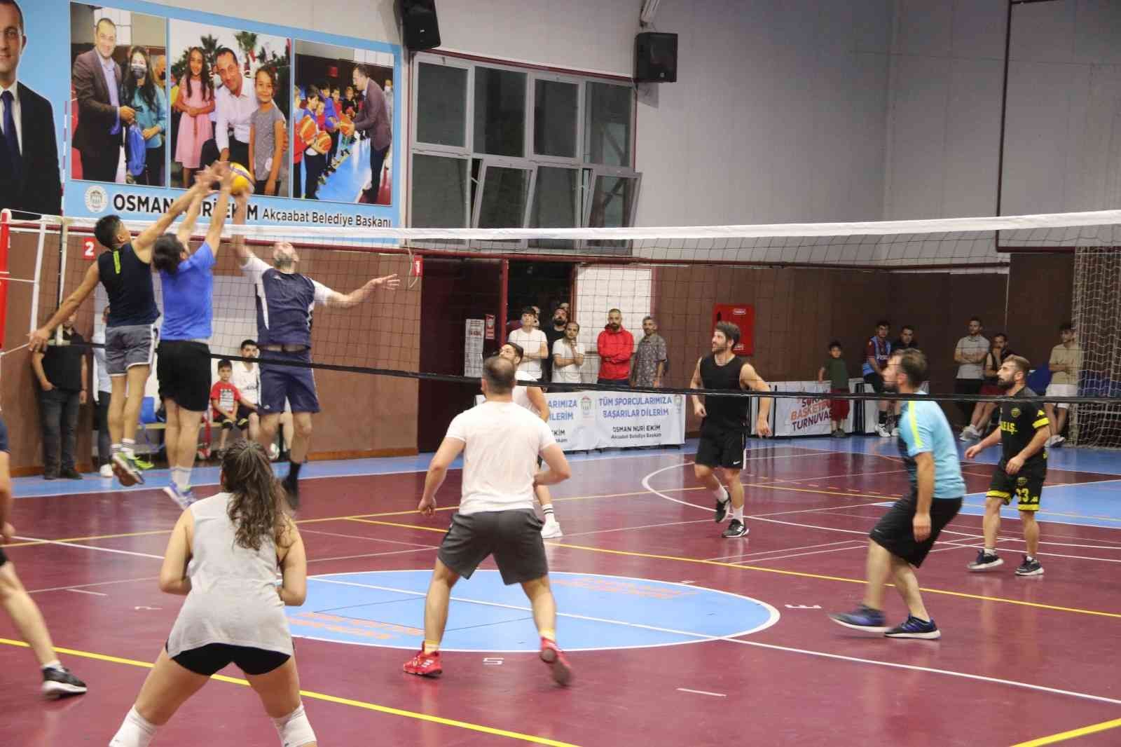 Akçaabat’ta Voleybol turnuvası sona erdi