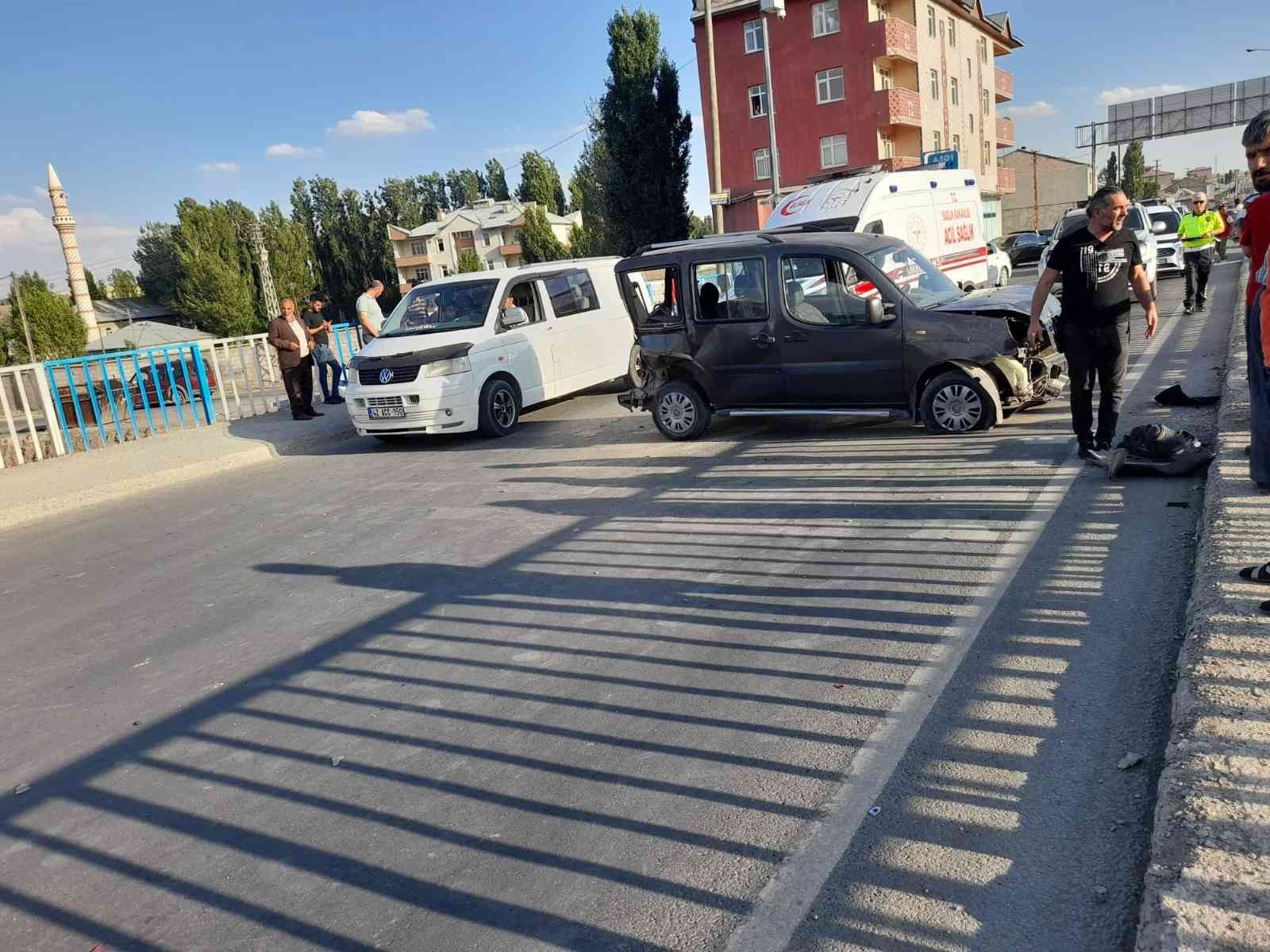 Ağrı’da trafik kazası: 2 yaralı