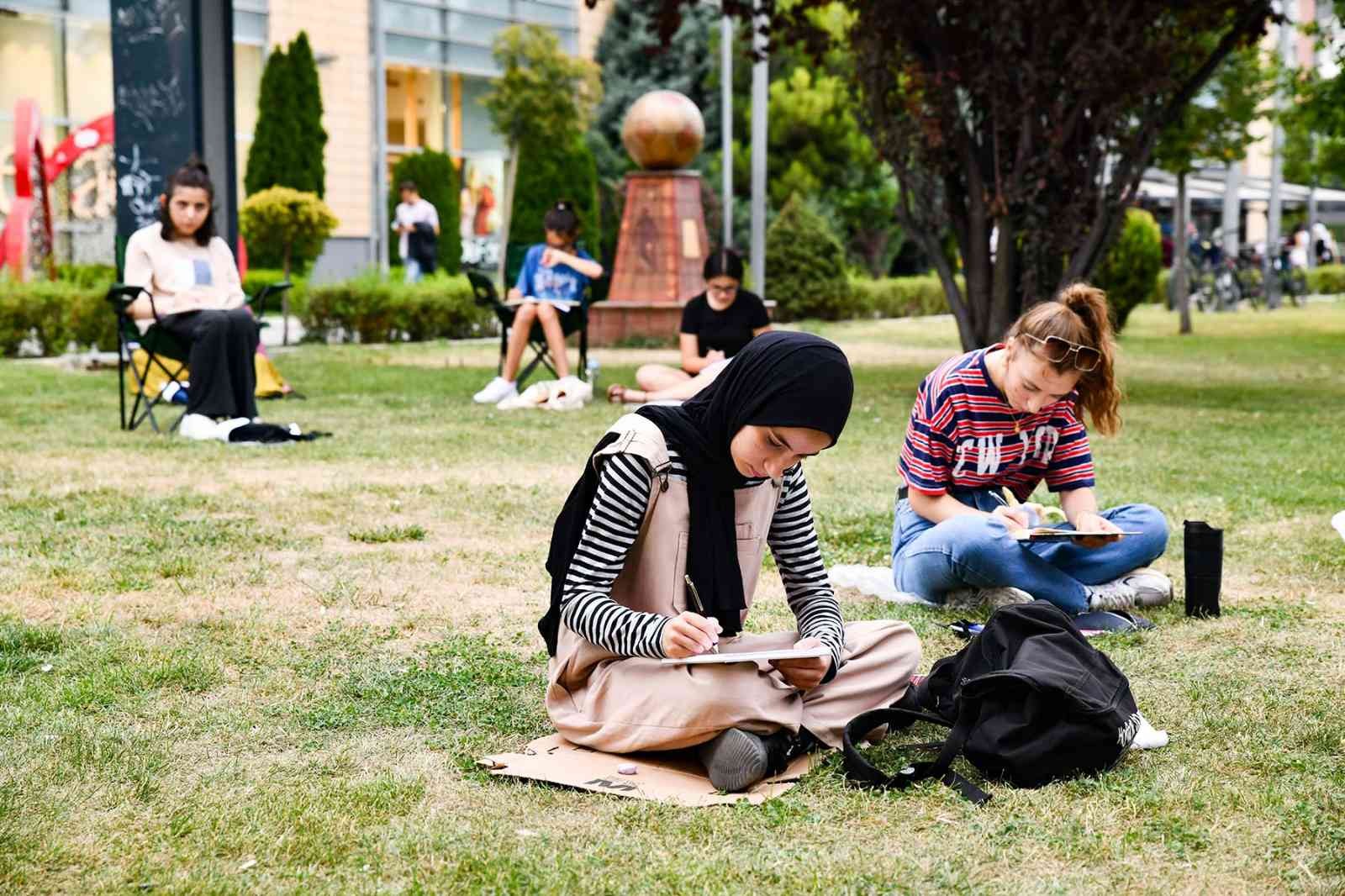 ‘Kentçizer’ atölyesi başladı