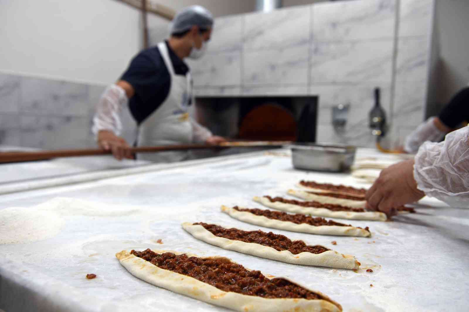 Seyhan Belediyesi’nden ‘cenaze yemeği’ hizmeti