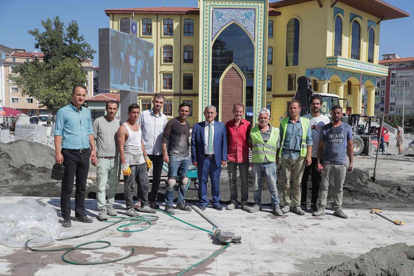 "Zafer Meydanı 29 Ağustos’a yetişecek"