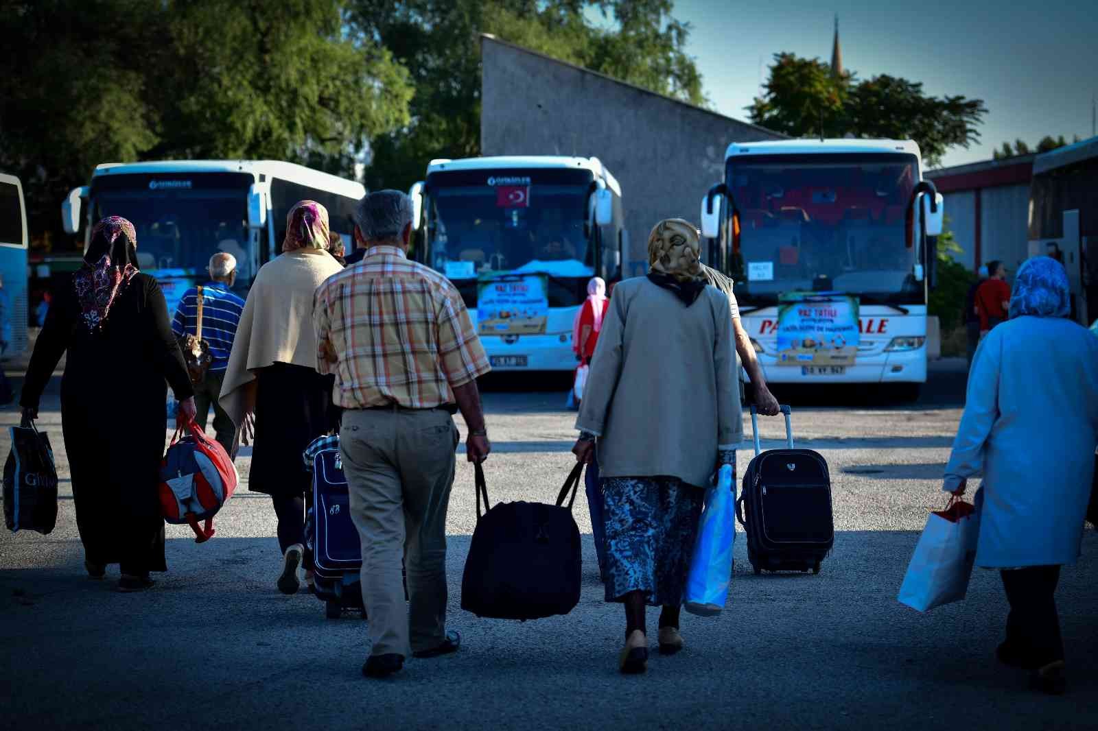 ABB’den yaşlı, engelli ve sosyal yardım alan vatandaşlara tatil