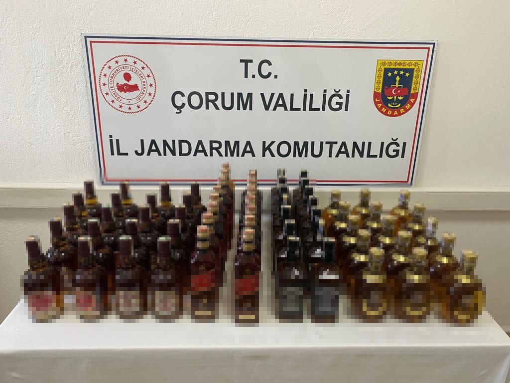 Çorum polisinden kaçak içki operasyonu