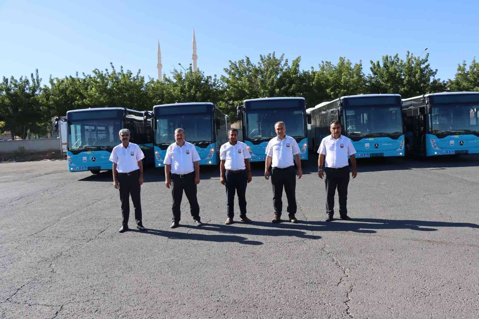 Toplu taşımada kullanılacak yeni otobüsler kente gelmeye başladı