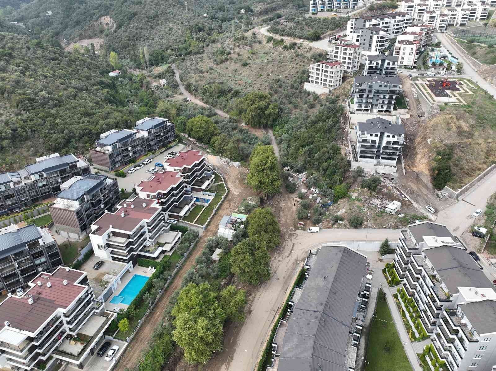 Mudanya’da derelerin daraltılması sel sularını yerleşime taşıdı