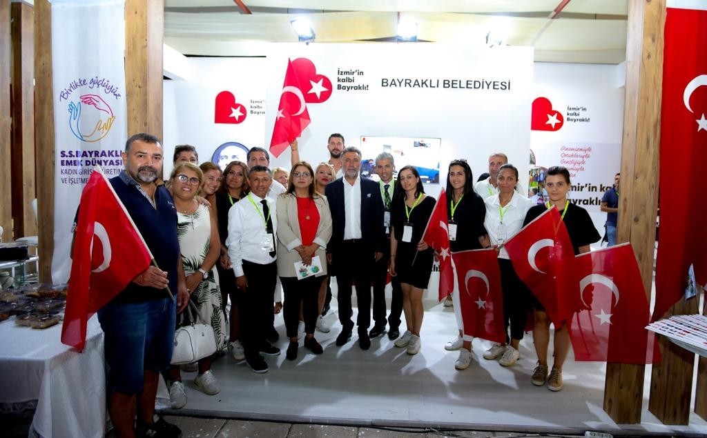 Bayraklı, fuarda yerini aldı