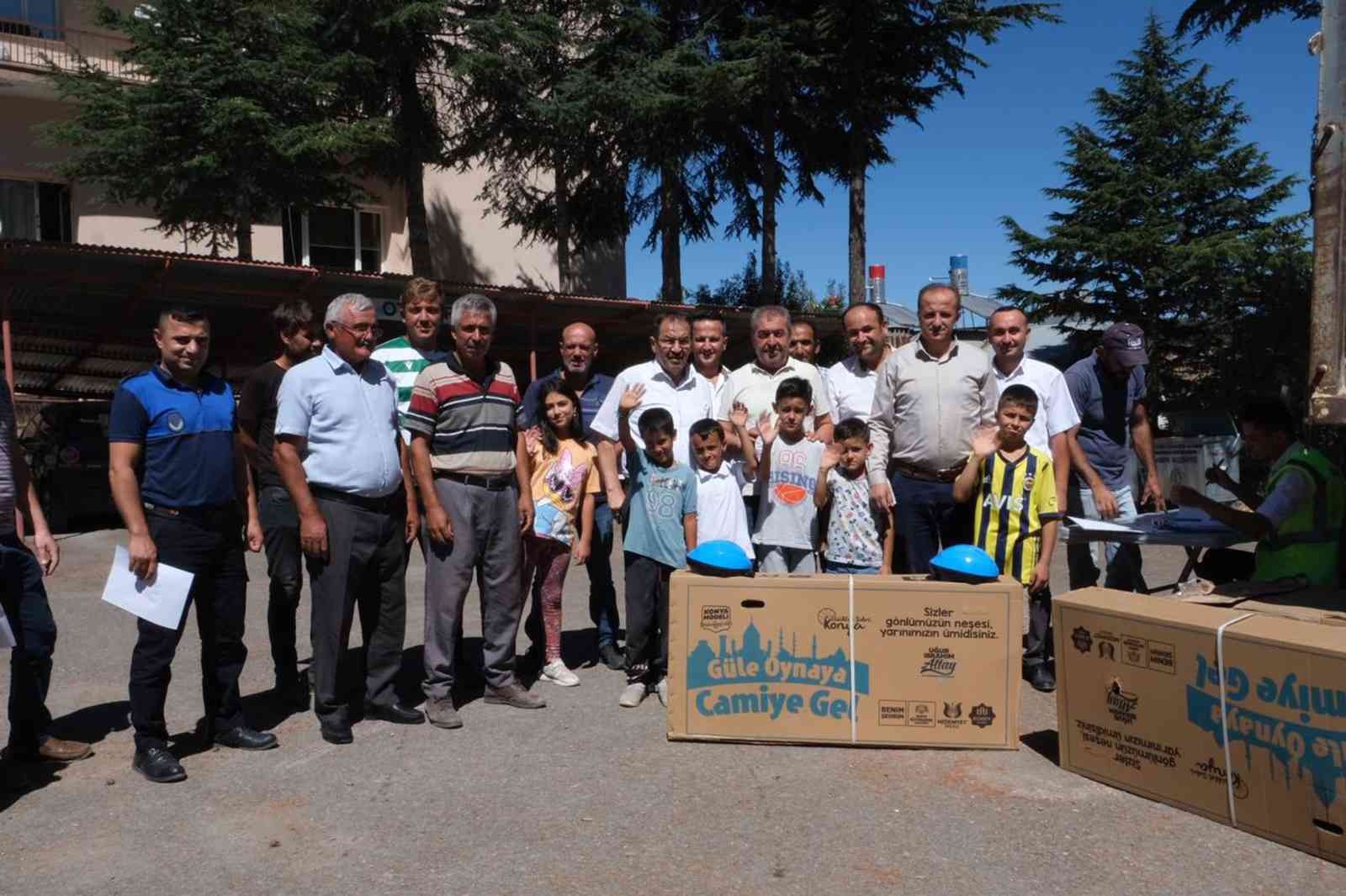 Başkan Altay: “Güle Oynaya Camiye Gel Projemize katılan çocuklarımıza bisiklet dağıtmaya başladık”