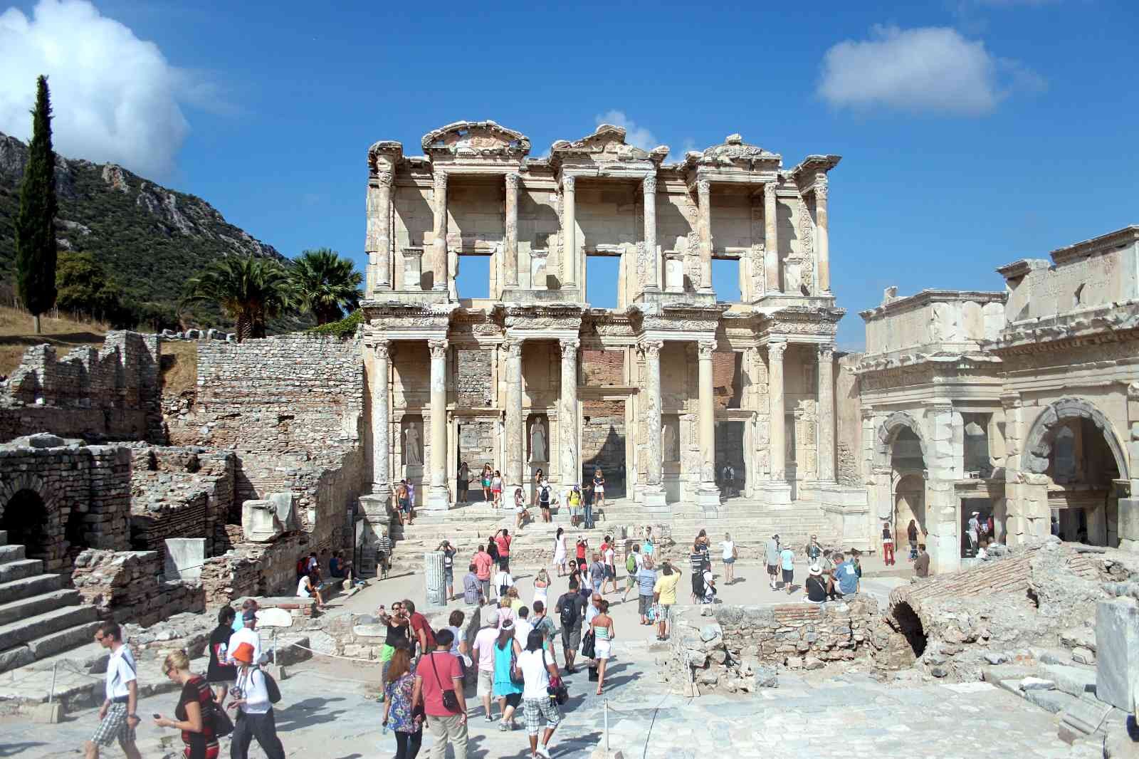 Türkiye 2023’te 50 milyon turist bekliyor