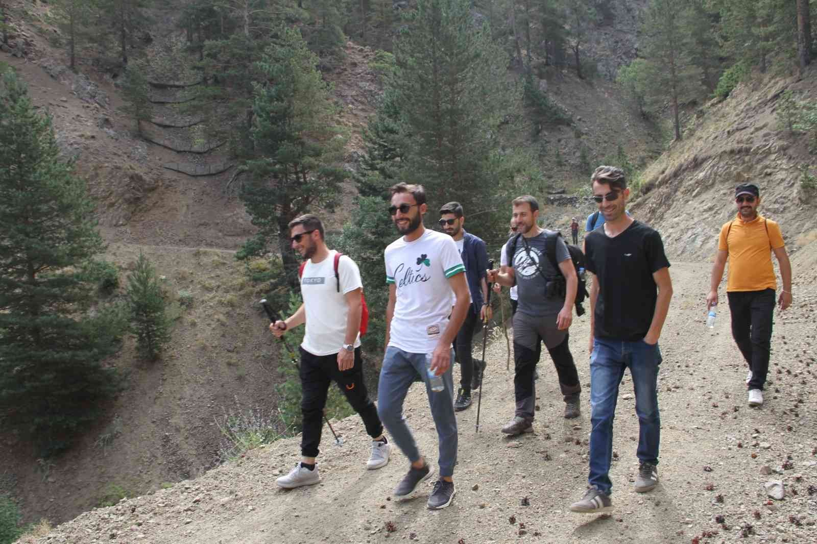 Aras’tan personele “trekking” etkinliği