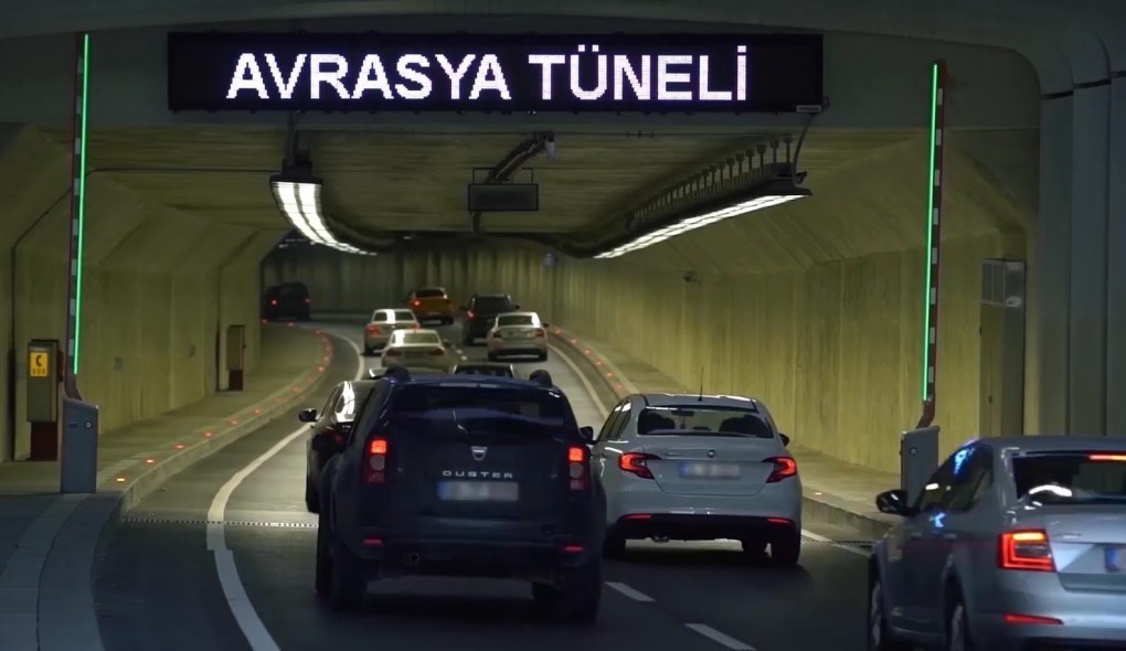 Avrasya Tünelinde 67 bin 982 araç ile günlük araç geçişi rekoru kırıldı