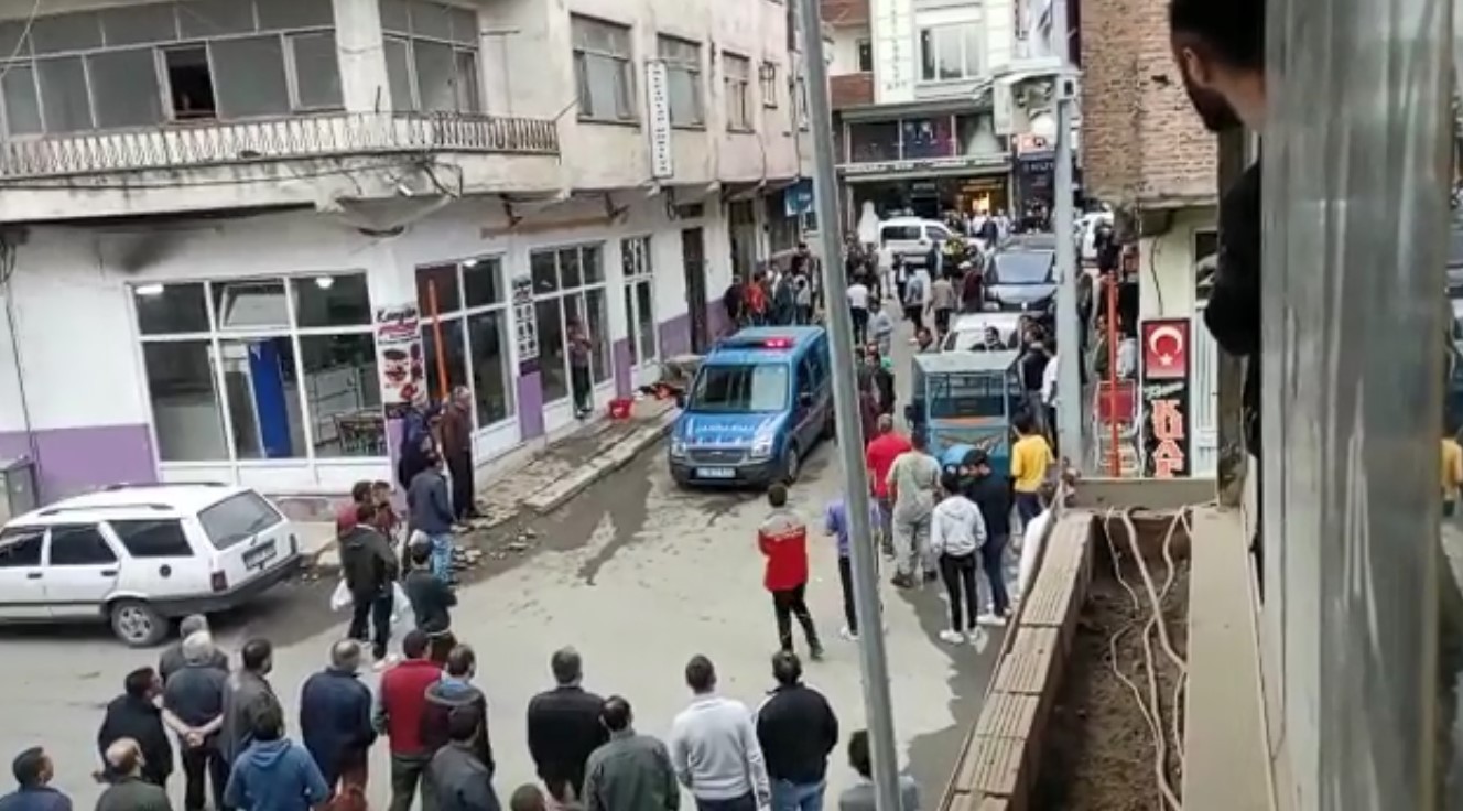 Ordu’da sokaktaki kavgada 1 kişi yaralandı, polis havaya 9 el uyarı ateşi açtı