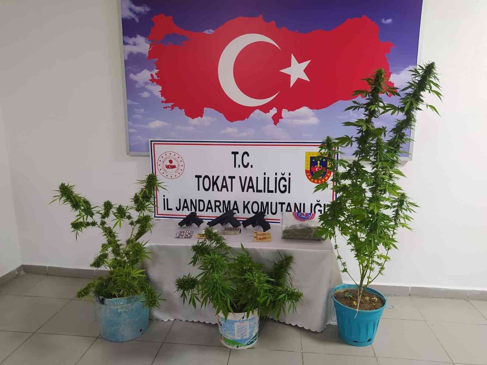 Tokat’ta uyuşturucu operasyonu: 2 gözaltı