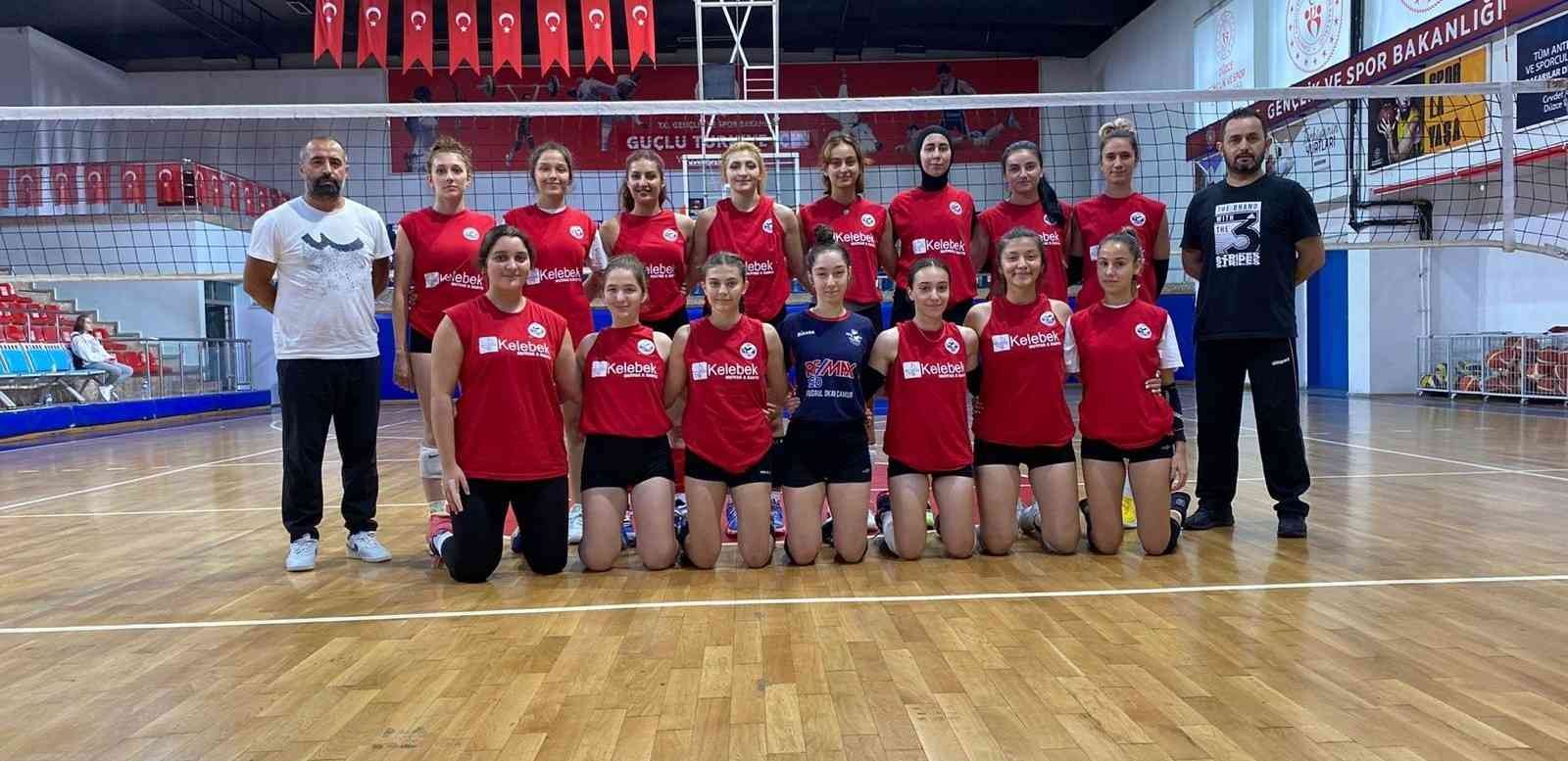 Düzce Voleybol takımı 2. Lig hazırlıklarını sürdürüyor