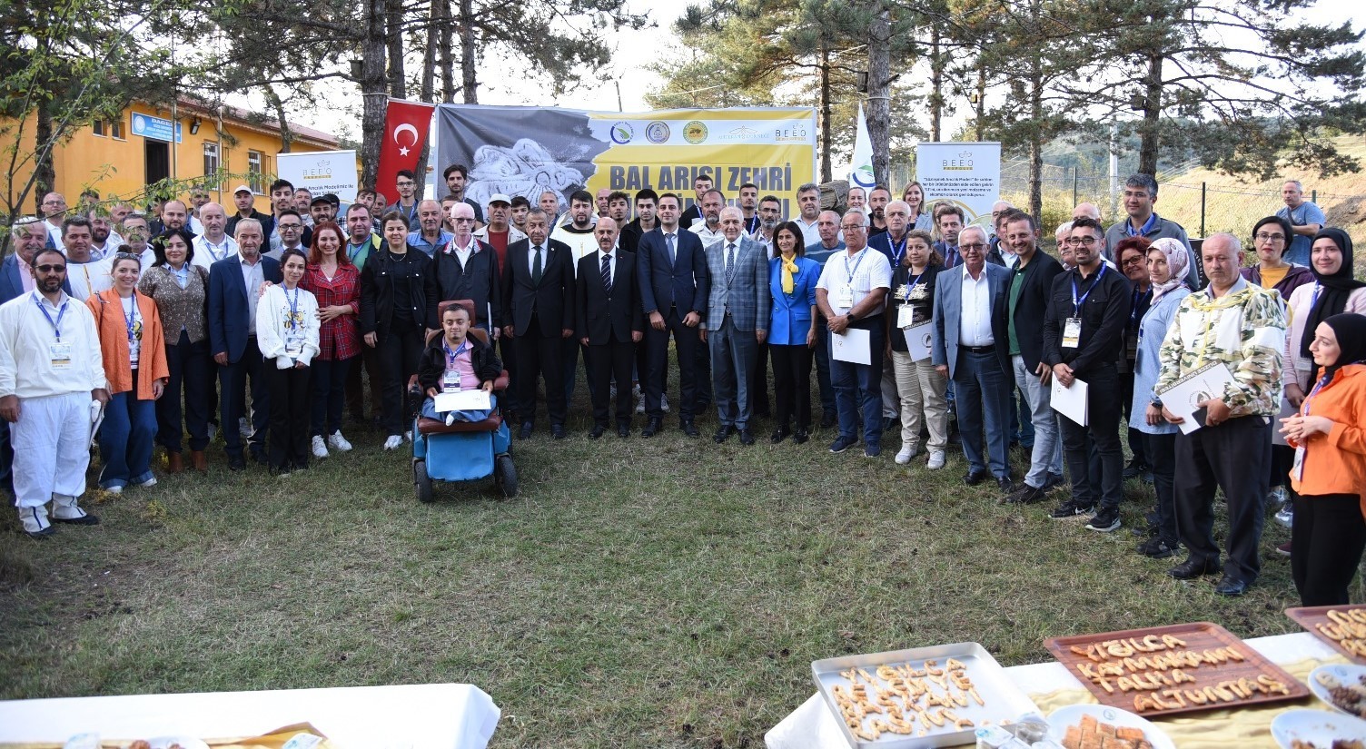 Bal arısı zehri üretim kursuna yoğun ilgi