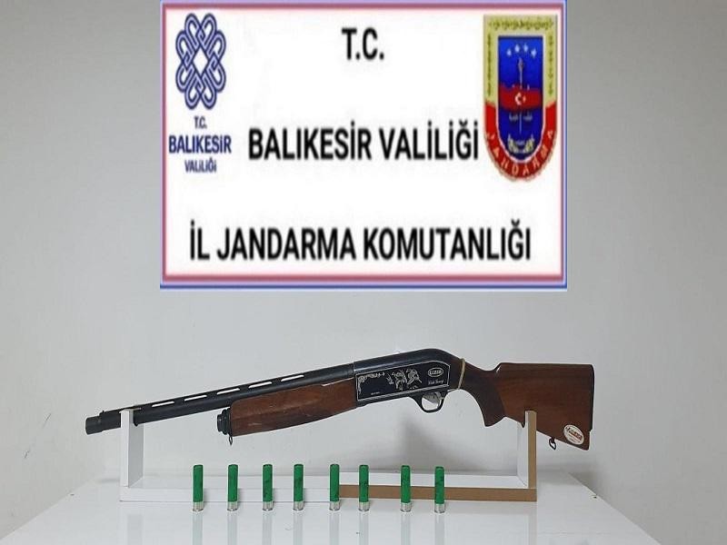 Balıkesir’de jandarma suçlulara göz açtırmıyor