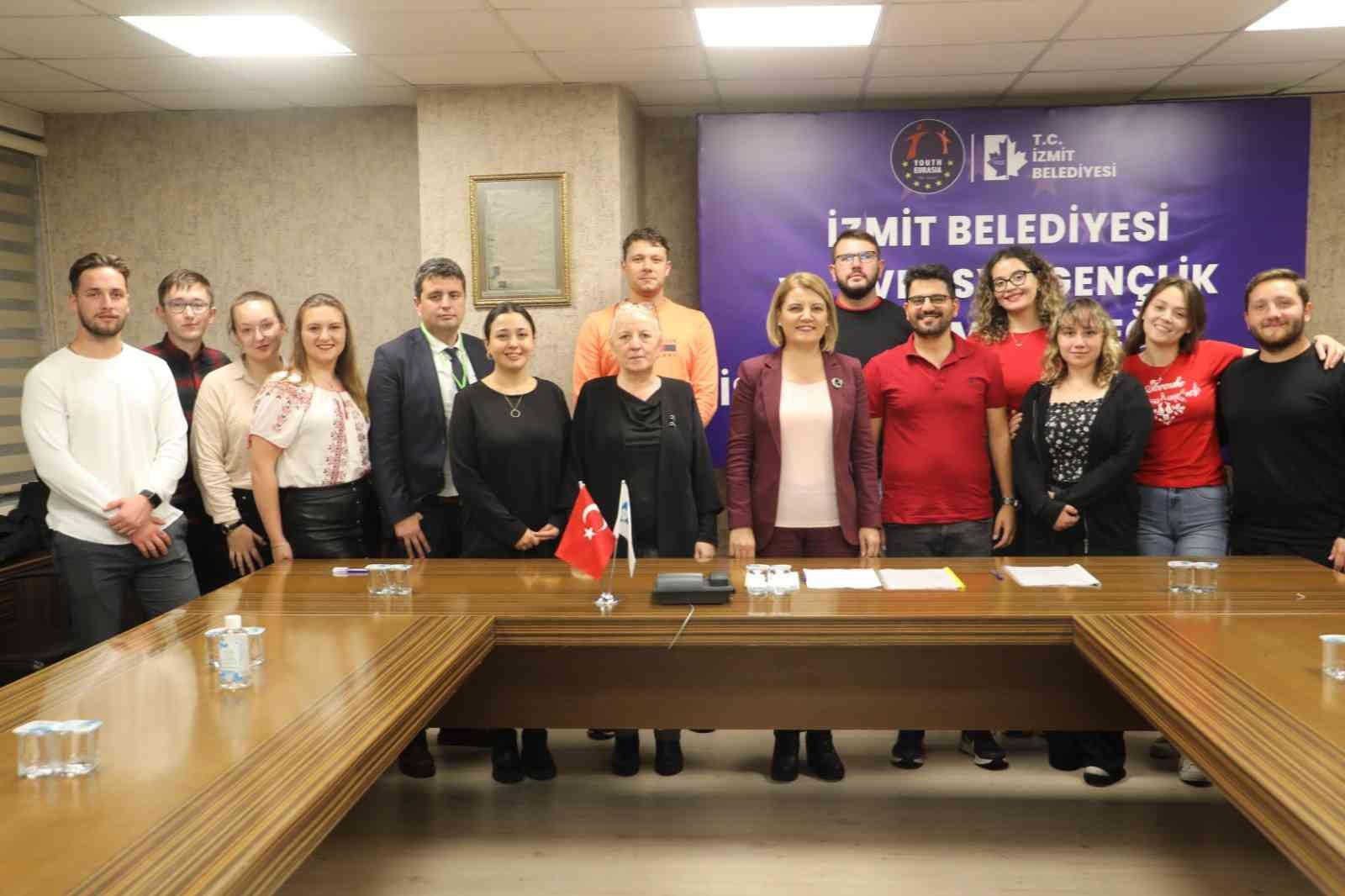 Gençlerin yurtdışında eğitim almasını kolaylaştıracak protokol imzalandı