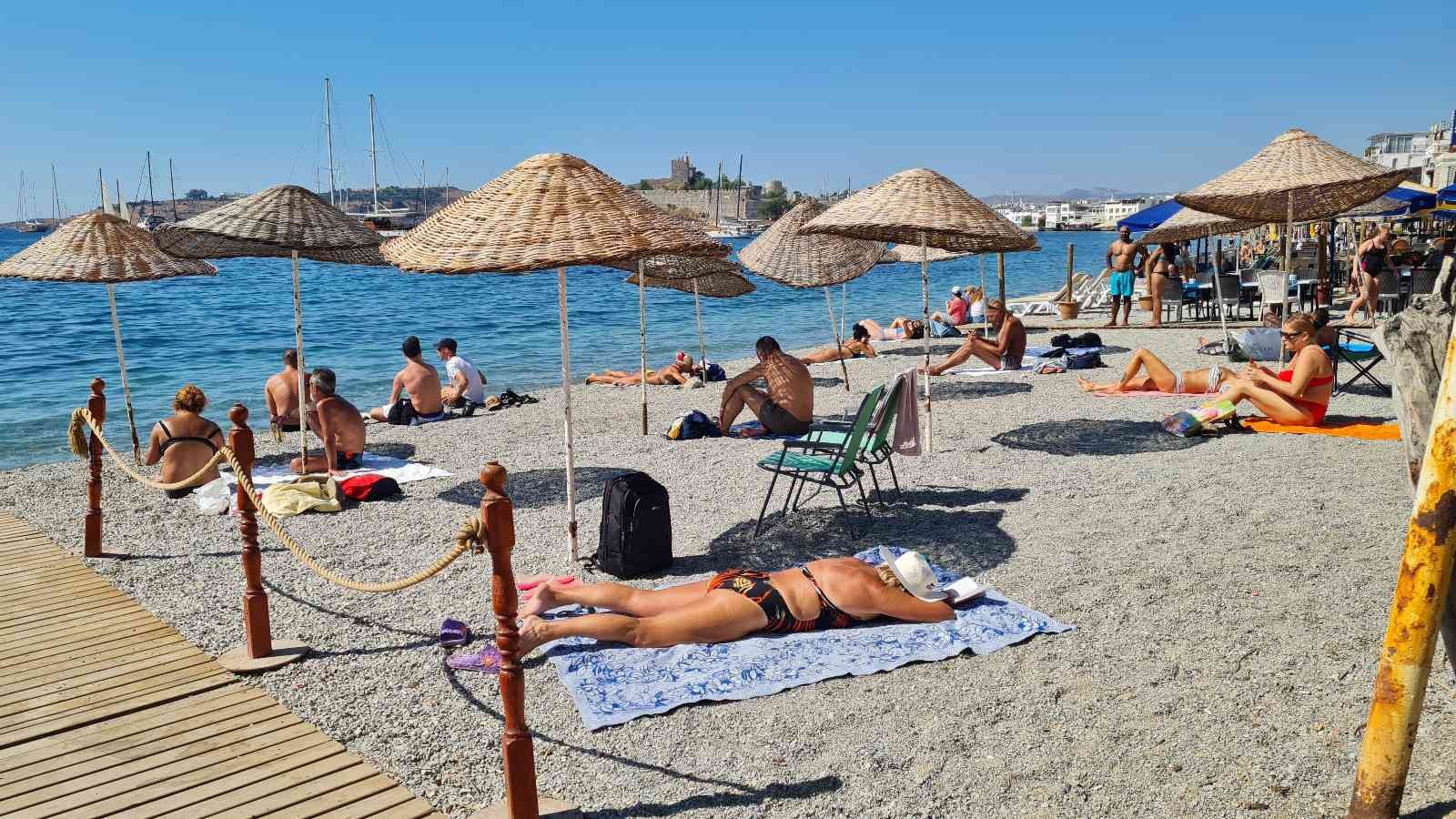 Bodrum’da sarı yaz keyfi