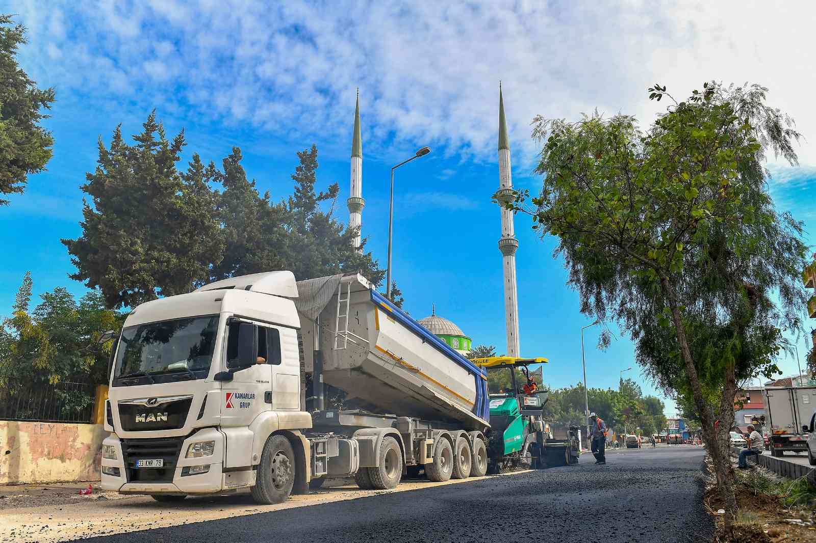 Mersin’de yollar yenileniyor