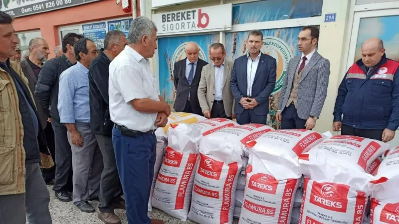 TAKEP ile çiftçilere tohumlar dağıtıldı