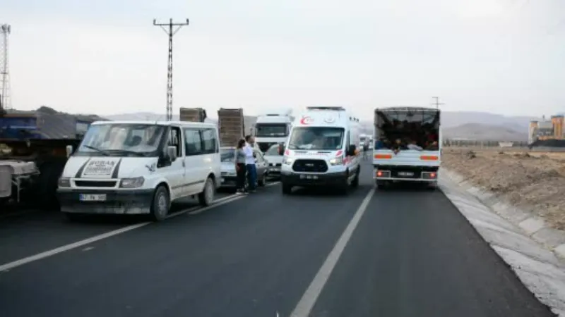 Mardin’de trafik kazası: 8 yaralı