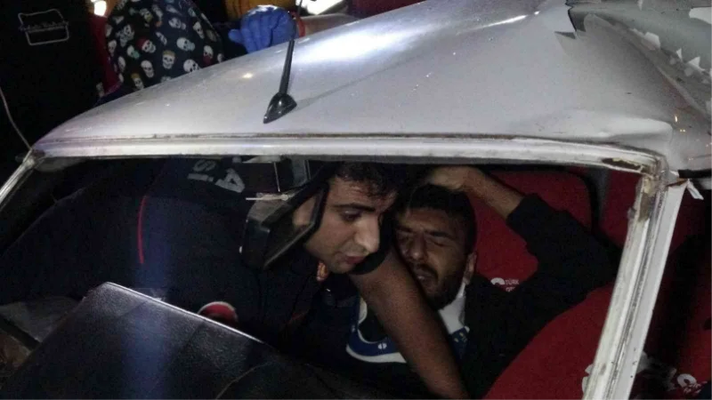 Antalya’daki trafik kazasında can pazarı: 4 yaralı