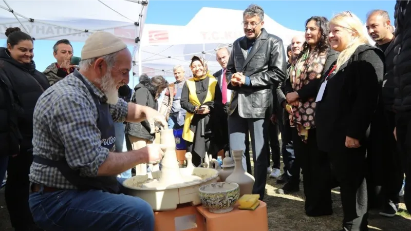 Çavdarhisar Aizanoi Tapınak Alanı’nda Seramik Çalıştayı düzenlendi