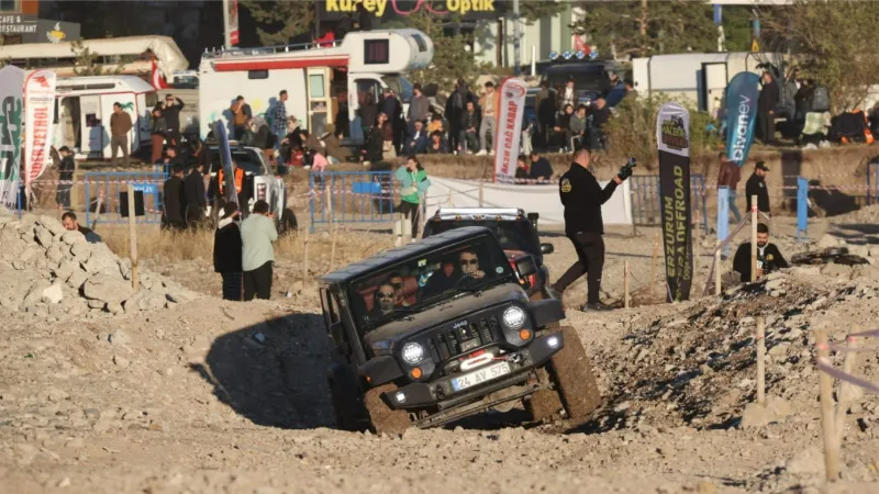 Vali Memiş, bin 700 metrelik zorlu parkurda Off-Road yaptı