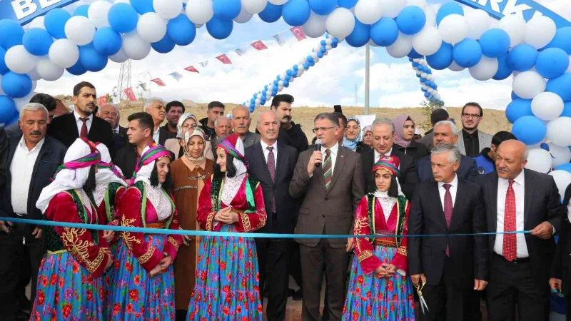 Tuşba’da parkı olmayan mahalle kalmadı