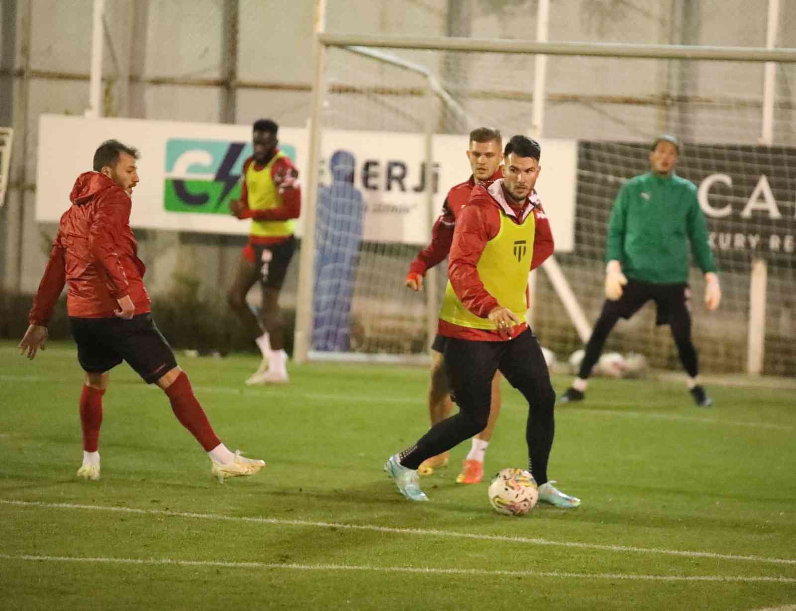 Sivasspor, Antalyaspor maçı hazırlıklarına başladı