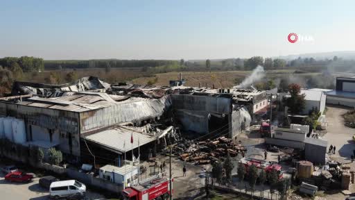 Sakarya’daki fabrika yangınında oluşan tahribat gözler önüne serildi