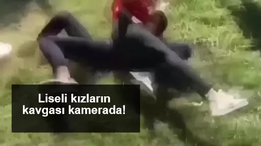 Liseli kızların kavgası kamerada!