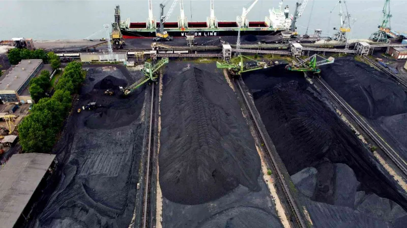 Polonya’da kömür fiyatına üst sınır getirildi: 1 ton kömürün tavan fiyatı 425 euro