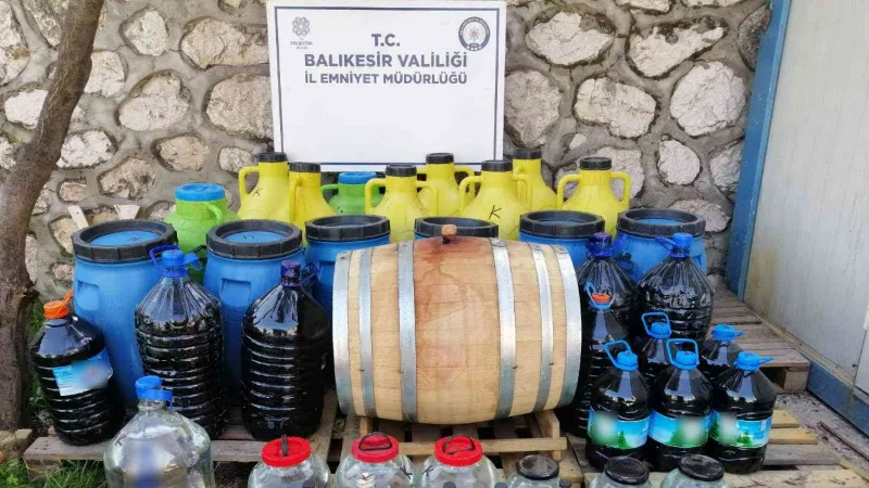 Erdek’te 900 litre sahte içki ele geçirildi