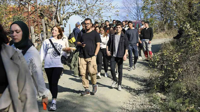 SUBÜ’nün doğa tutkunları Doğançay’da yürüdü