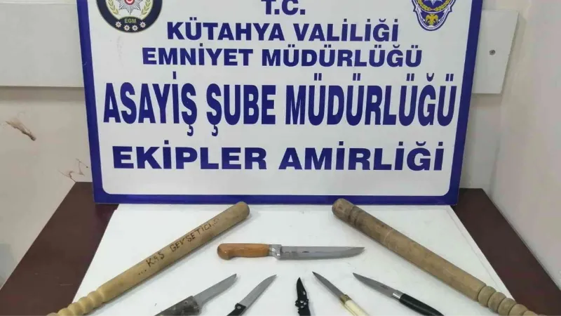 Kütahya’da bekçiler metruk binadaki kişinin üzerinde uyuşturucu ele geçirdi